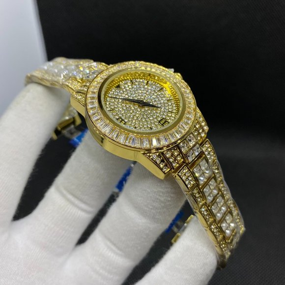 Unisex Model Iced Out Gold Color Watch - Picture 8 of 10